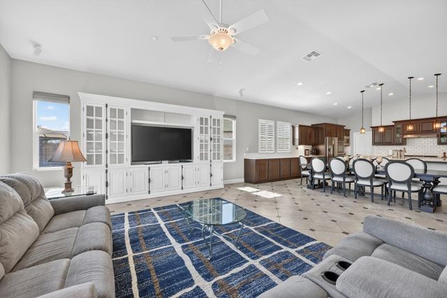 4429 Seabiscuit Dr, Roseville, CA 95747