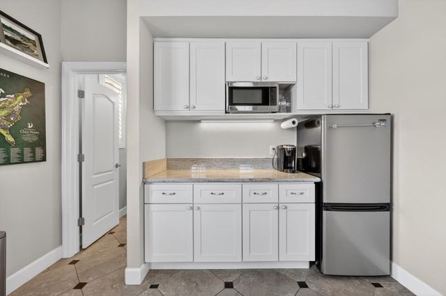 4429 Seabiscuit Dr, Roseville, CA 95747