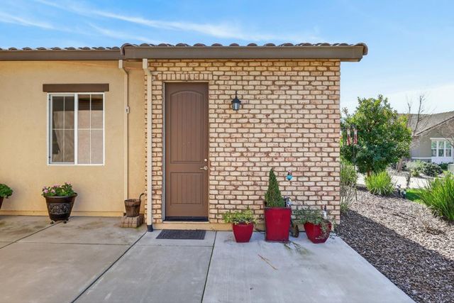 4429 Seabiscuit Dr, Roseville, CA 95747