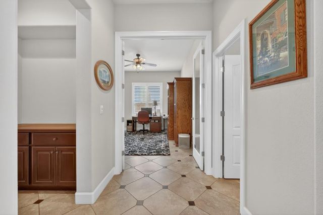 4429 Seabiscuit Dr, Roseville, CA 95747