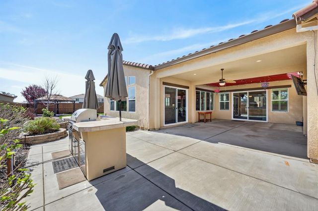 4429 Seabiscuit Dr, Roseville, CA 95747