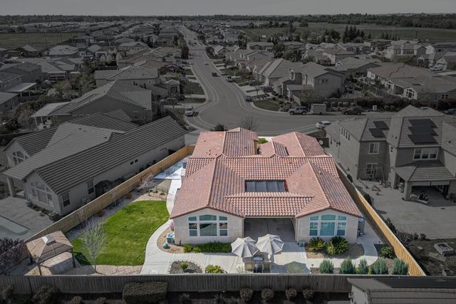 4429 Seabiscuit Dr, Roseville, CA 95747