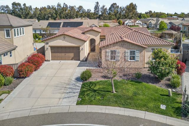 4429 Seabiscuit Dr, Roseville, CA 95747