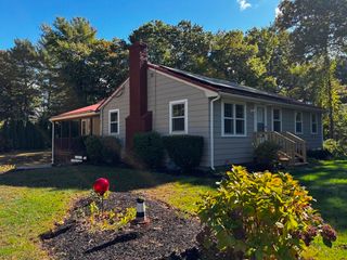 34 Montclair Ave, Pembroke, MA 02359