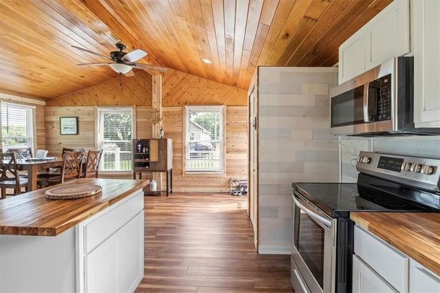 10301 Nebraska Avenue, Huron, NY 14590