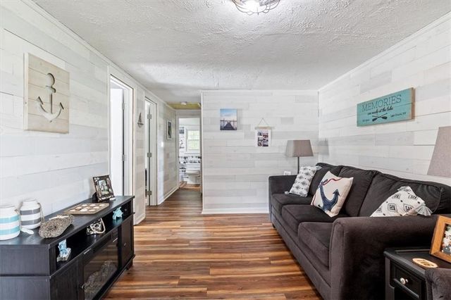 10301 Nebraska Avenue, Huron, NY 14590