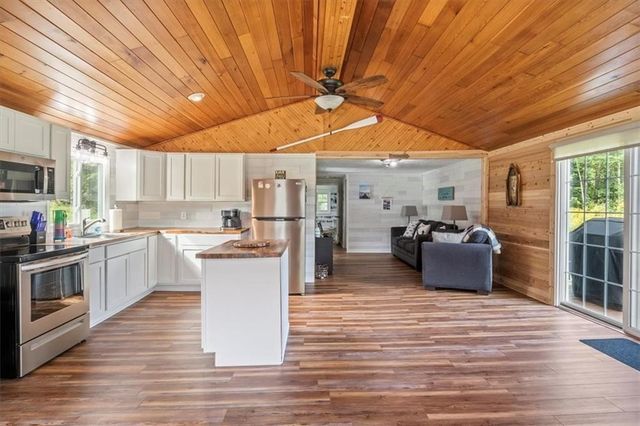 10301 Nebraska Avenue, Huron, NY 14590