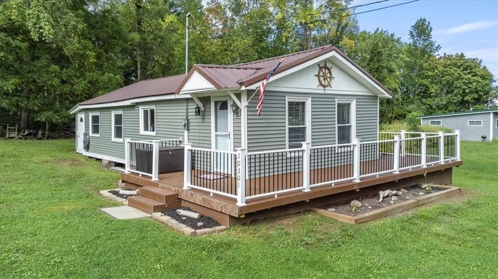 10301 Nebraska Avenue, Huron, NY 14590