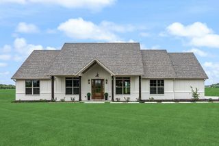 120 Quail Run Court, Decatur, TX 76234