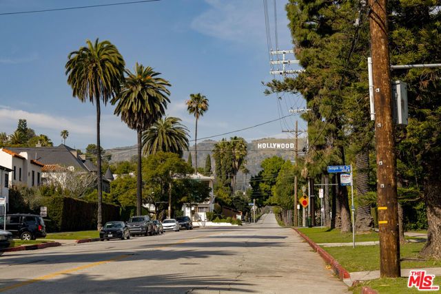 2166 Beachwood Terrace, Los Angeles, CA 90068