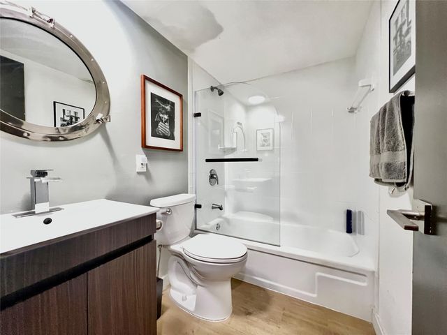 7787 SW 86th St E-205, Miami, FL 33143