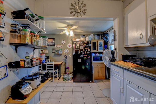 51 Jeanette Street, Carteret, NJ 07008