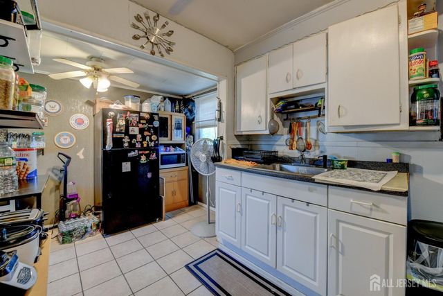 51 Jeanette Street, Carteret, NJ 07008