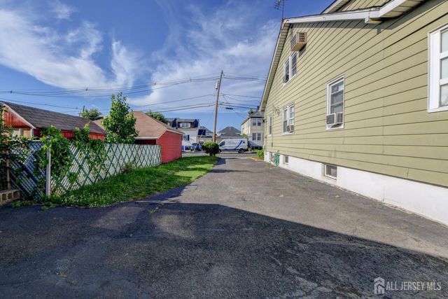 51 Jeanette Street, Carteret, NJ 07008