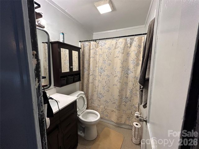 1035 Nations Drive, Charlotte, NC 28217
