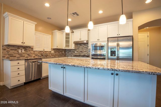 15849 N 76TH Avenue, Peoria, AZ 85382