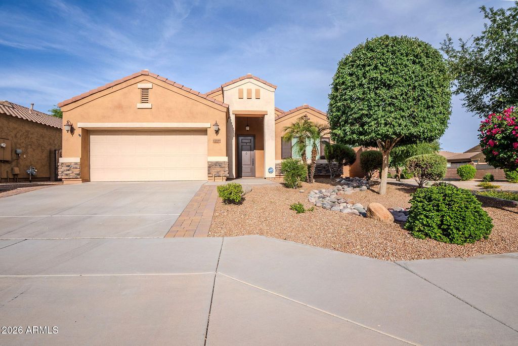 15849 N 76TH Avenue, Peoria, AZ 85382
