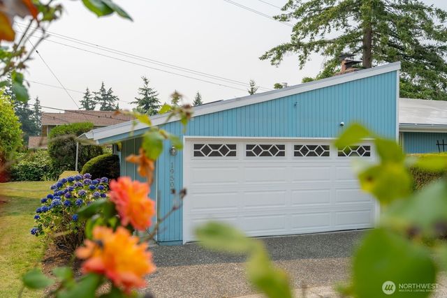 19505 45th Avenue NE, Lake Forest Park, WA 98155
