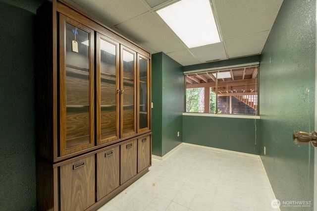 19505 45th Avenue NE, Lake Forest Park, WA 98155