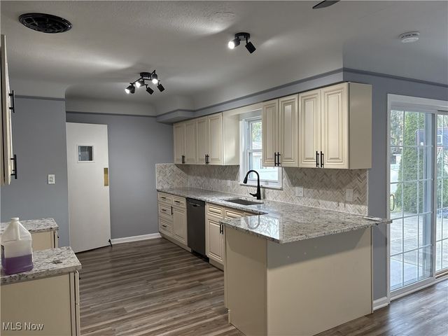 210 Highland Drive, Medina, OH 44256