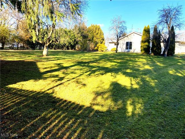 210 Highland Drive, Medina, OH 44256