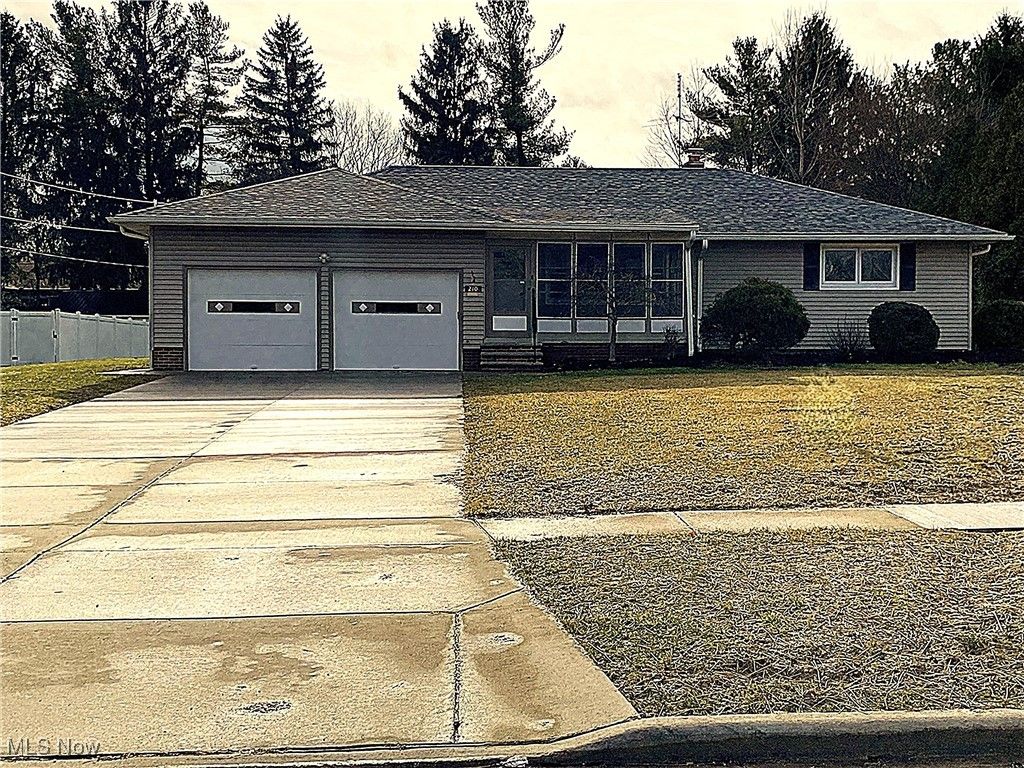 210 Highland Drive, Medina, OH 44256
