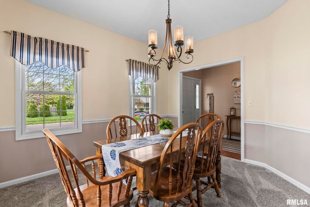 2804 Hastings Road, Chatham, IL 62629