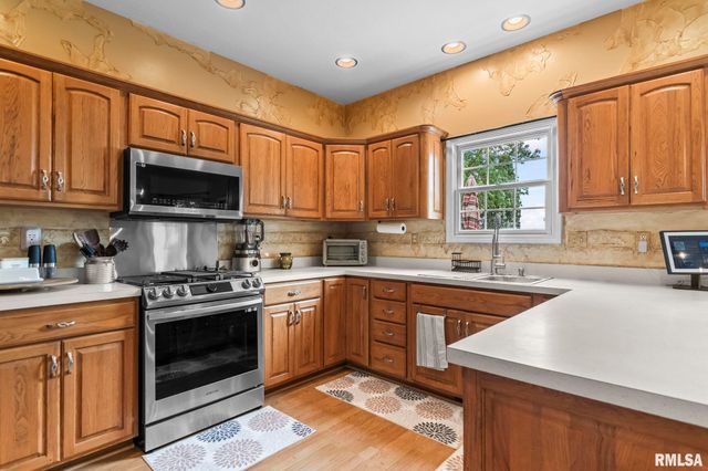 2804 Hastings Road, Chatham, IL 62629