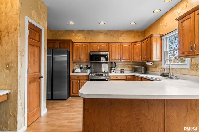 2804 Hastings Road, Chatham, IL 62629