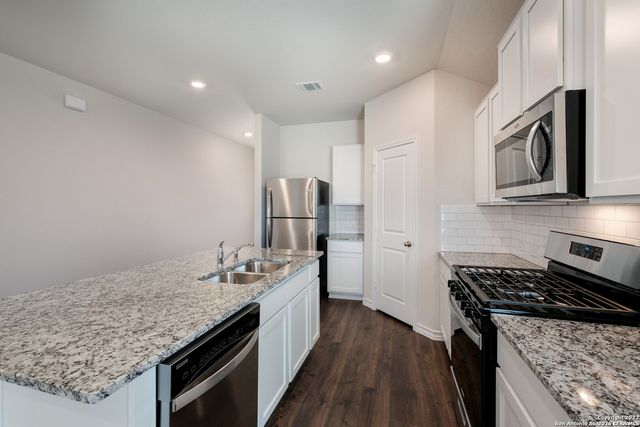 5619 chase, San Antonio, TX 78266