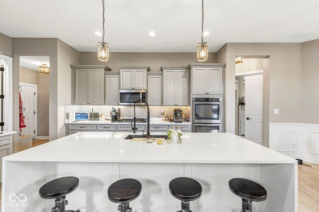 16691 Creek Trail Drive, Noblesville, IN 46062