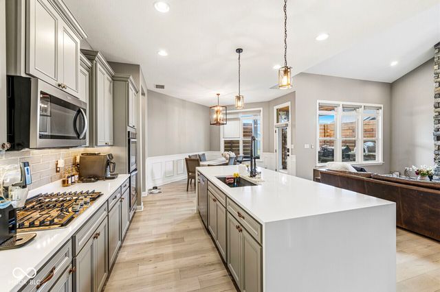 16691 Creek Trail Drive, Noblesville, IN 46062