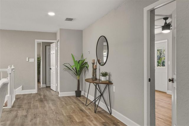 400 PATICA ROAD NE, St Petersburg, FL 33702