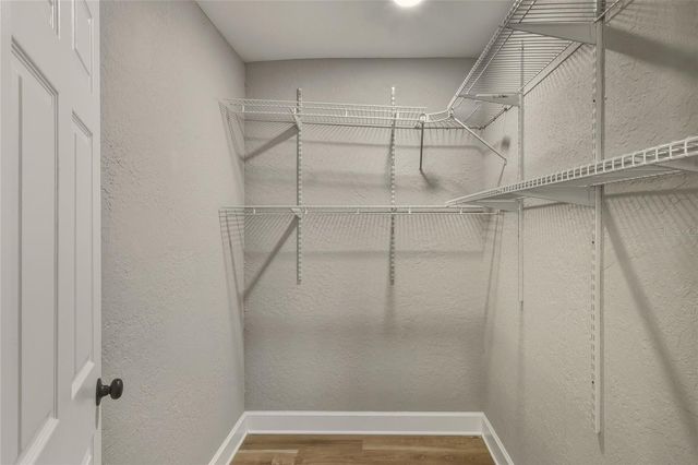 400 PATICA ROAD NE, St Petersburg, FL 33702