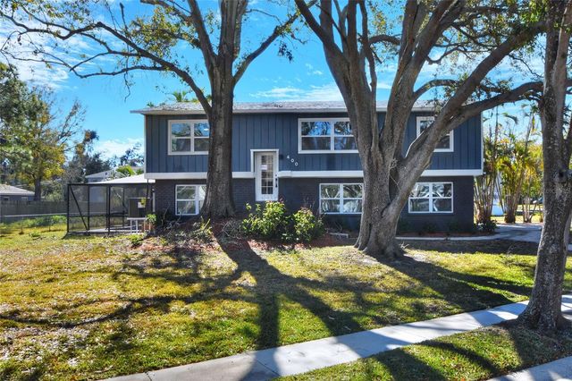 400 PATICA ROAD NE, St Petersburg, FL 33702