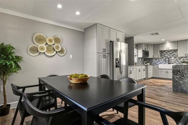 400 PATICA ROAD NE, St Petersburg, FL 33702