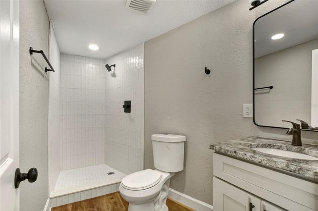 400 PATICA ROAD NE, St Petersburg, FL 33702