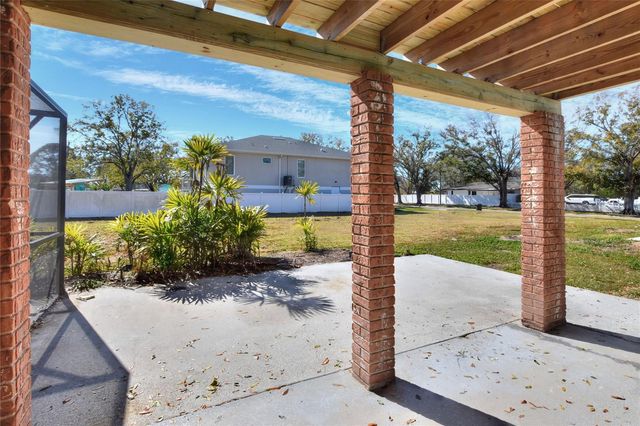 400 PATICA ROAD NE, St Petersburg, FL 33702