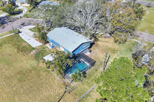 400 PATICA ROAD NE, St Petersburg, FL 33702