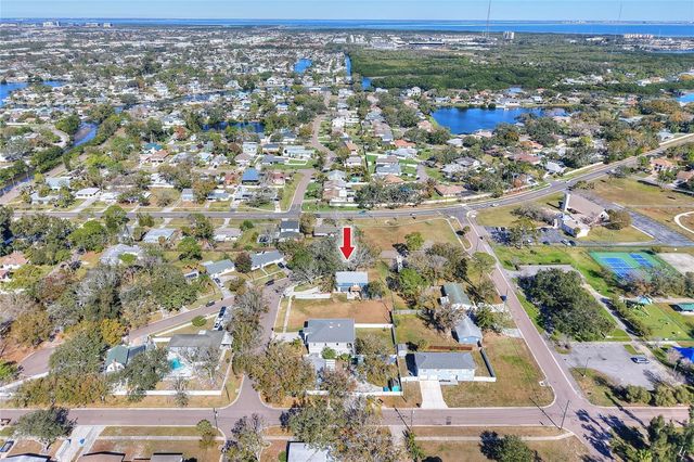 400 PATICA ROAD NE, St Petersburg, FL 33702
