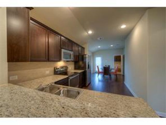 932 Lost Pines LN, Cedar Park, TX 78613