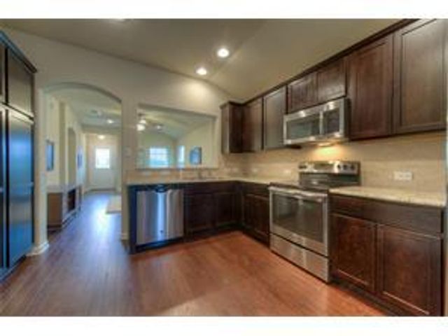 932 Lost Pines LN, Cedar Park, TX 78613