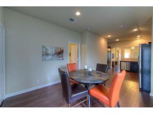 932 Lost Pines LN, Cedar Park, TX 78613