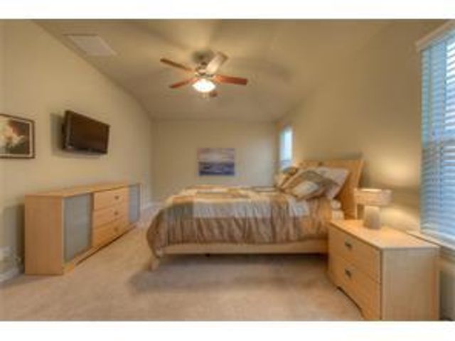 932 Lost Pines LN, Cedar Park, TX 78613