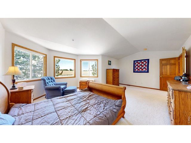 11727 Crystal View Ln, Longmont, CO 80504