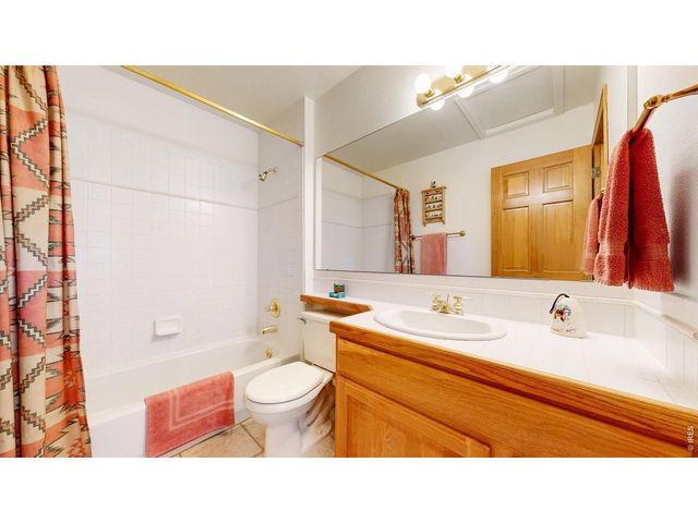 11727 Crystal View Ln, Longmont, CO 80504