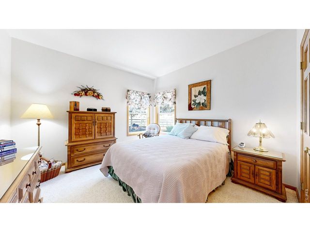 11727 Crystal View Ln, Longmont, CO 80504