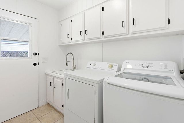 466 Cerritos Way, Cathedral City, CA 92234
