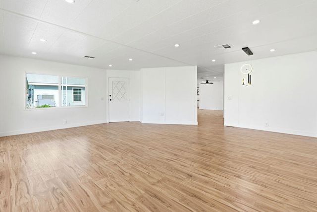 466 Cerritos Way, Cathedral City, CA 92234