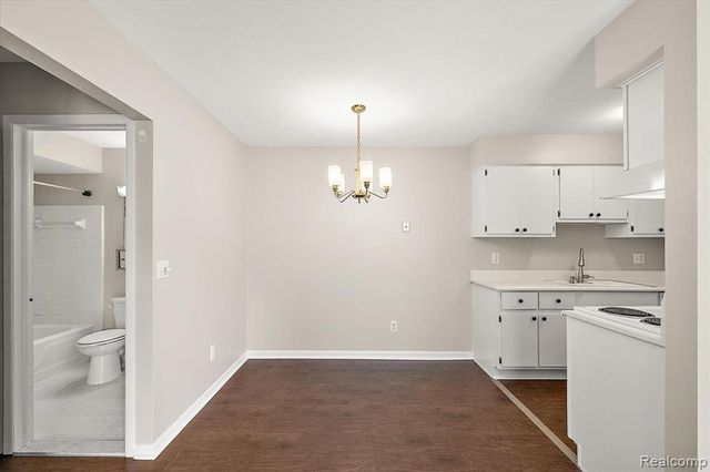 15048 Fairfield Street, Livonia, MI 48154